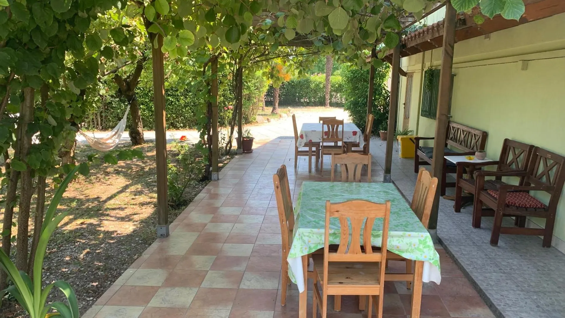 Homestay Palma Verde Castello di Brussa Italy