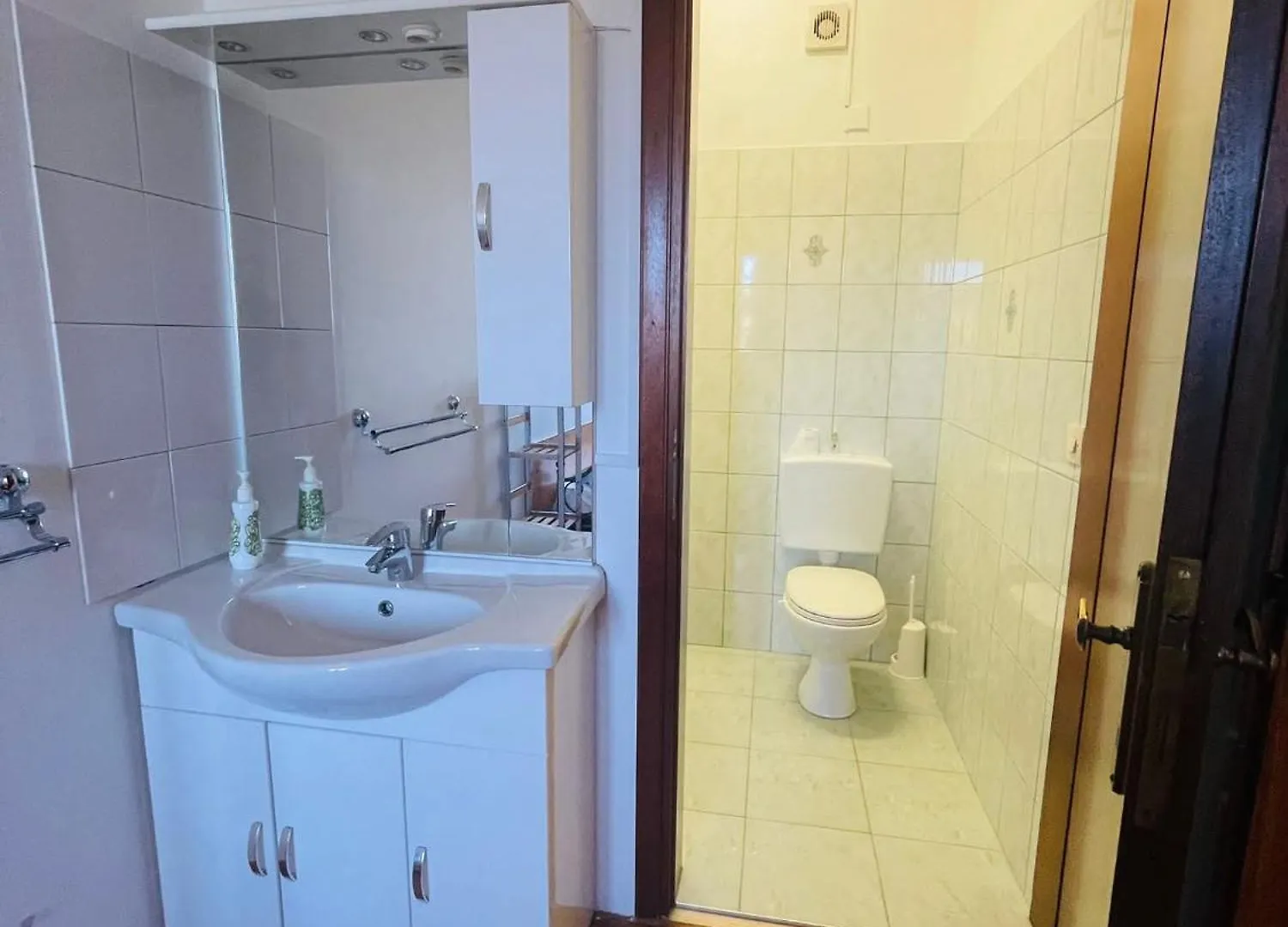 Homestay Palma Verde Castello di Brussa Italy