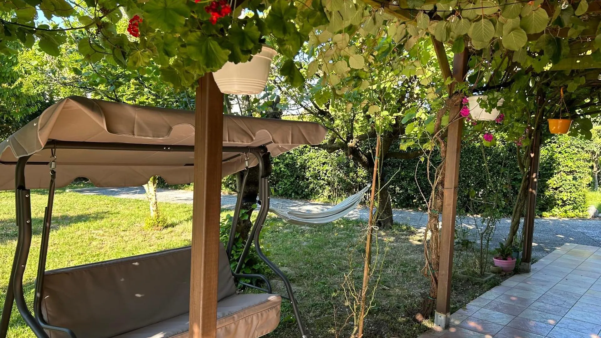 Homestay Palma Verde Castello di Brussa Italy