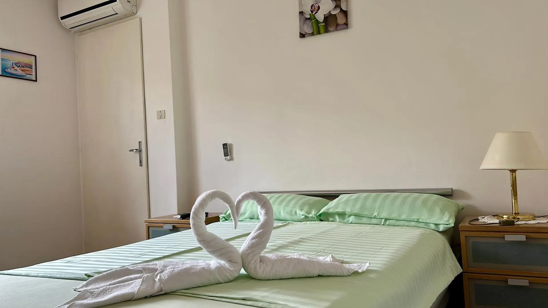 Homestay Palma Verde Castello di Brussa