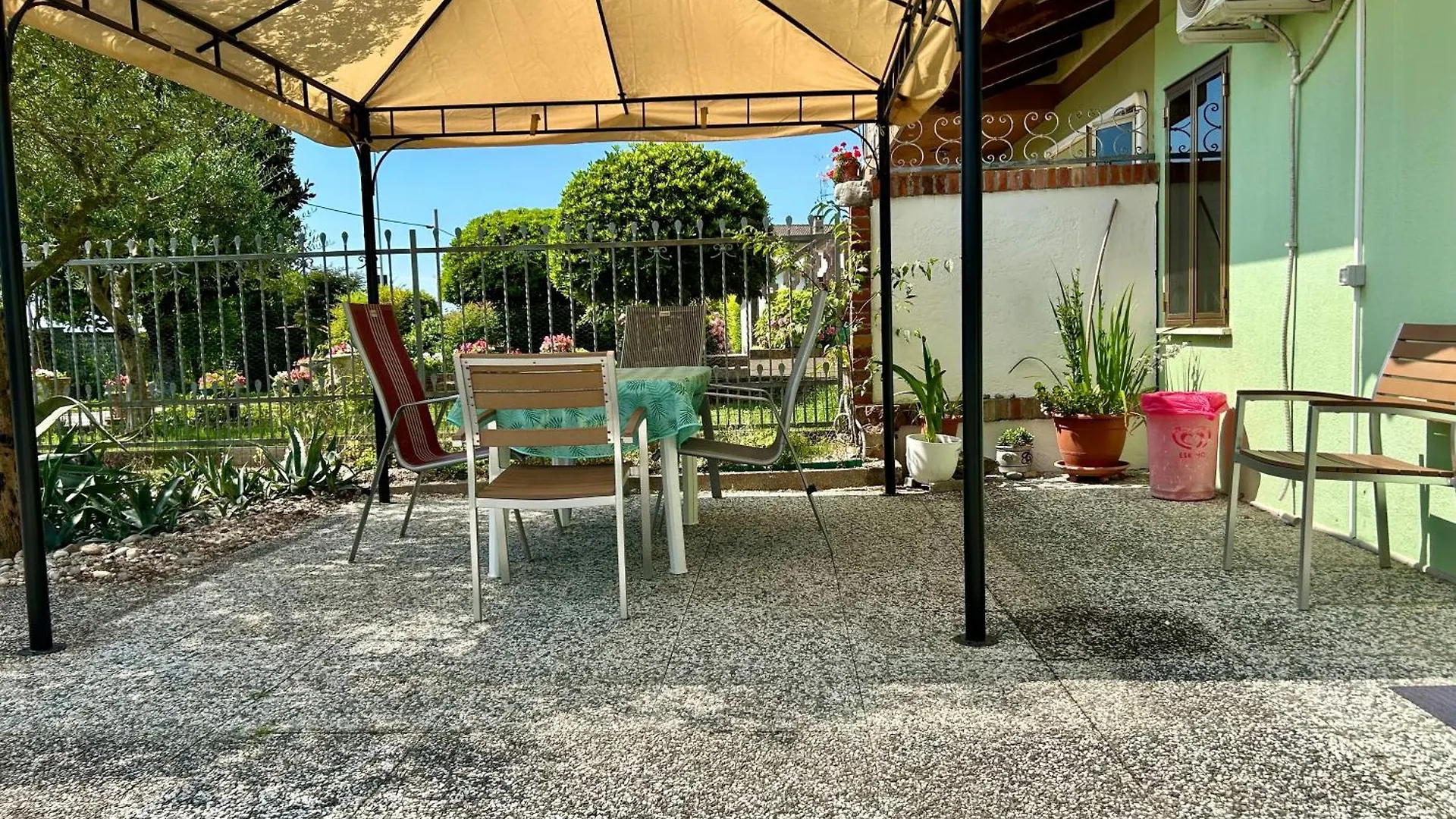 Homestay Palma Verde Castello di Brussa